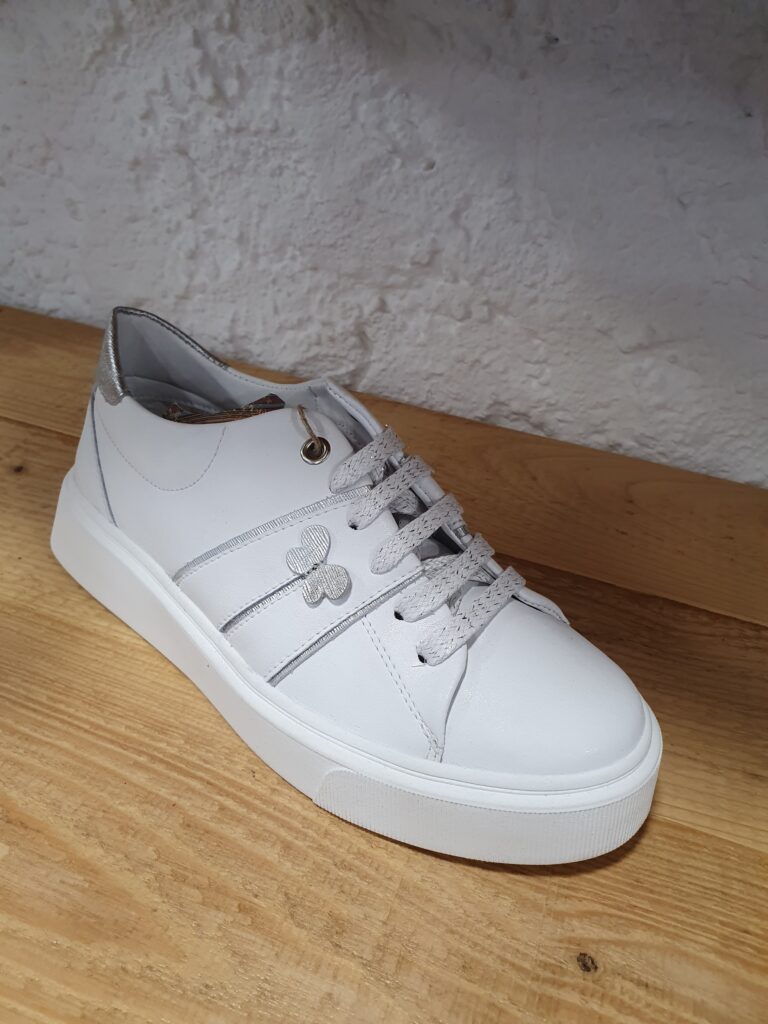 156 euros