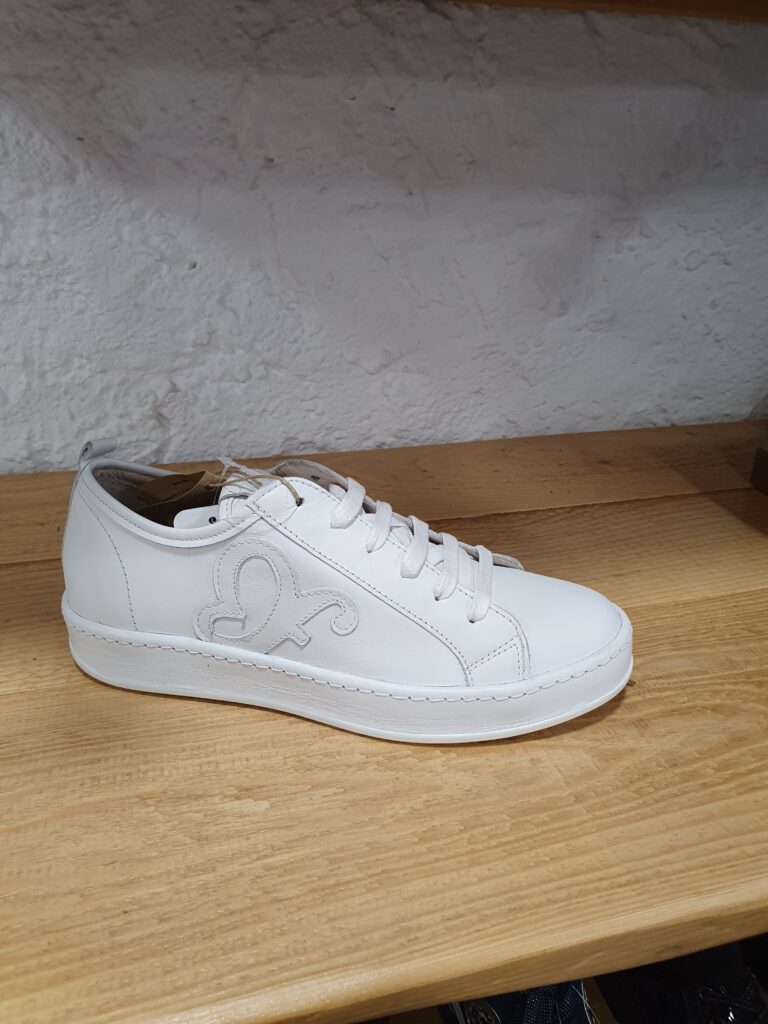 156 euros