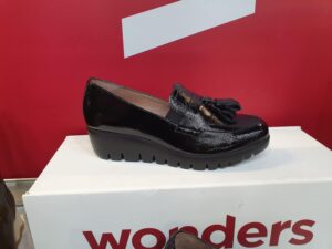 87e7f3ba-7e18-4bad-aaf2-d9cc4214fe22