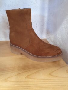 d606afaf-bf93-4ff3-ba56-33ea3224e639