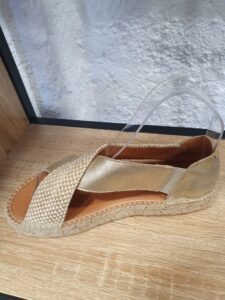 3e39a256-b0dc-49b4-8746-c29ea56a895b