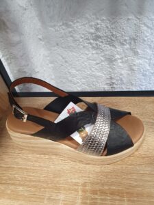 4052305f-7f27-46db-935b-2dacb4c2876e