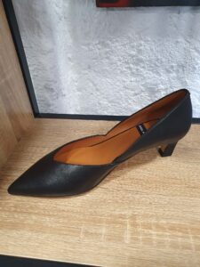 4aa98974-a0e4-476f-b8ed-10290a439336