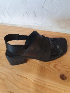 5f6cbfa5-37d2-4d3a-a404-70b6541319e6