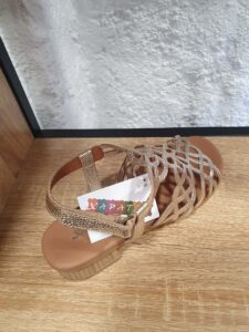 6196cb17-a0be-4c35-b68c-7195df1d3b2e